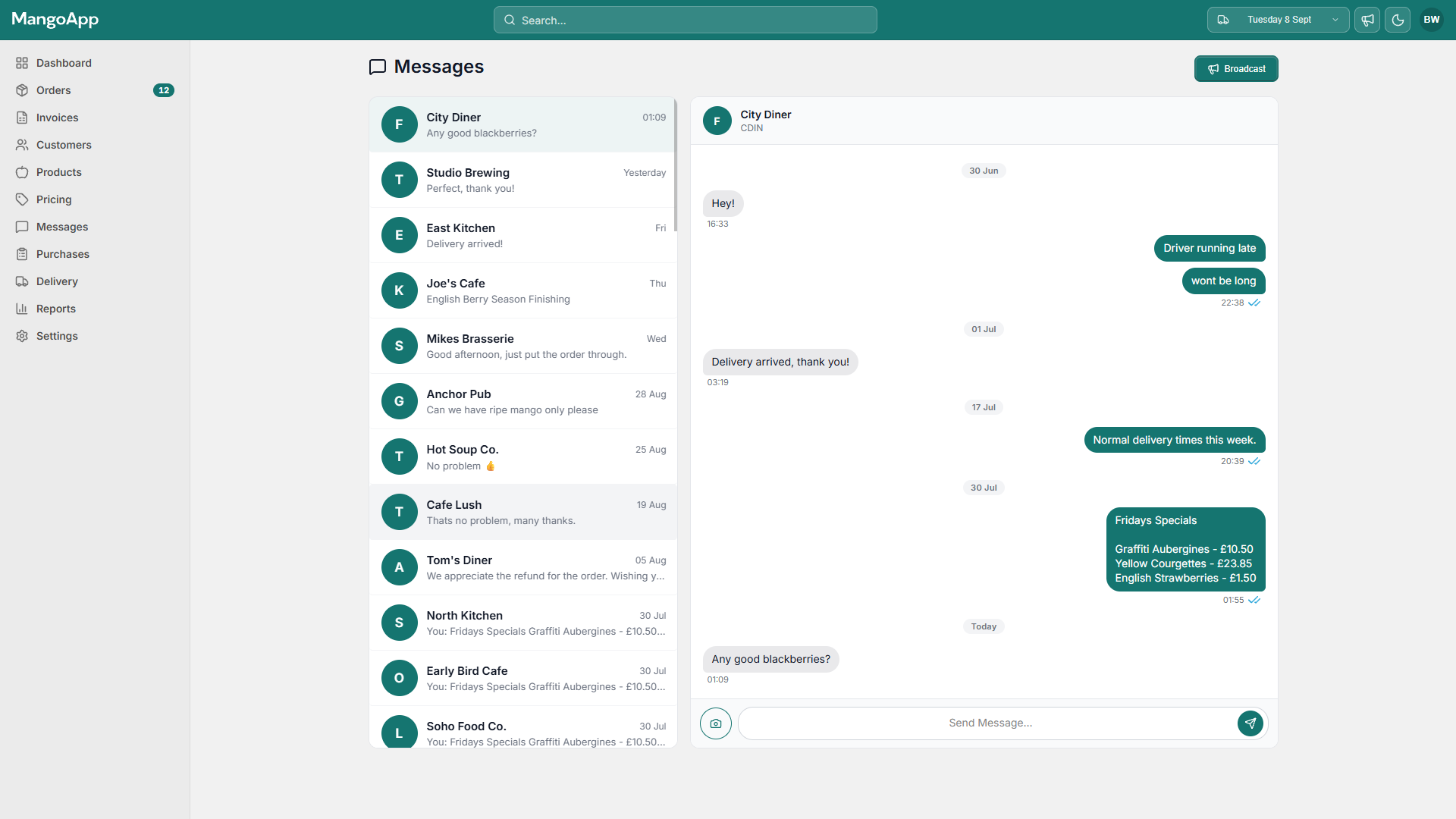 Customer messaging in the Mango portal